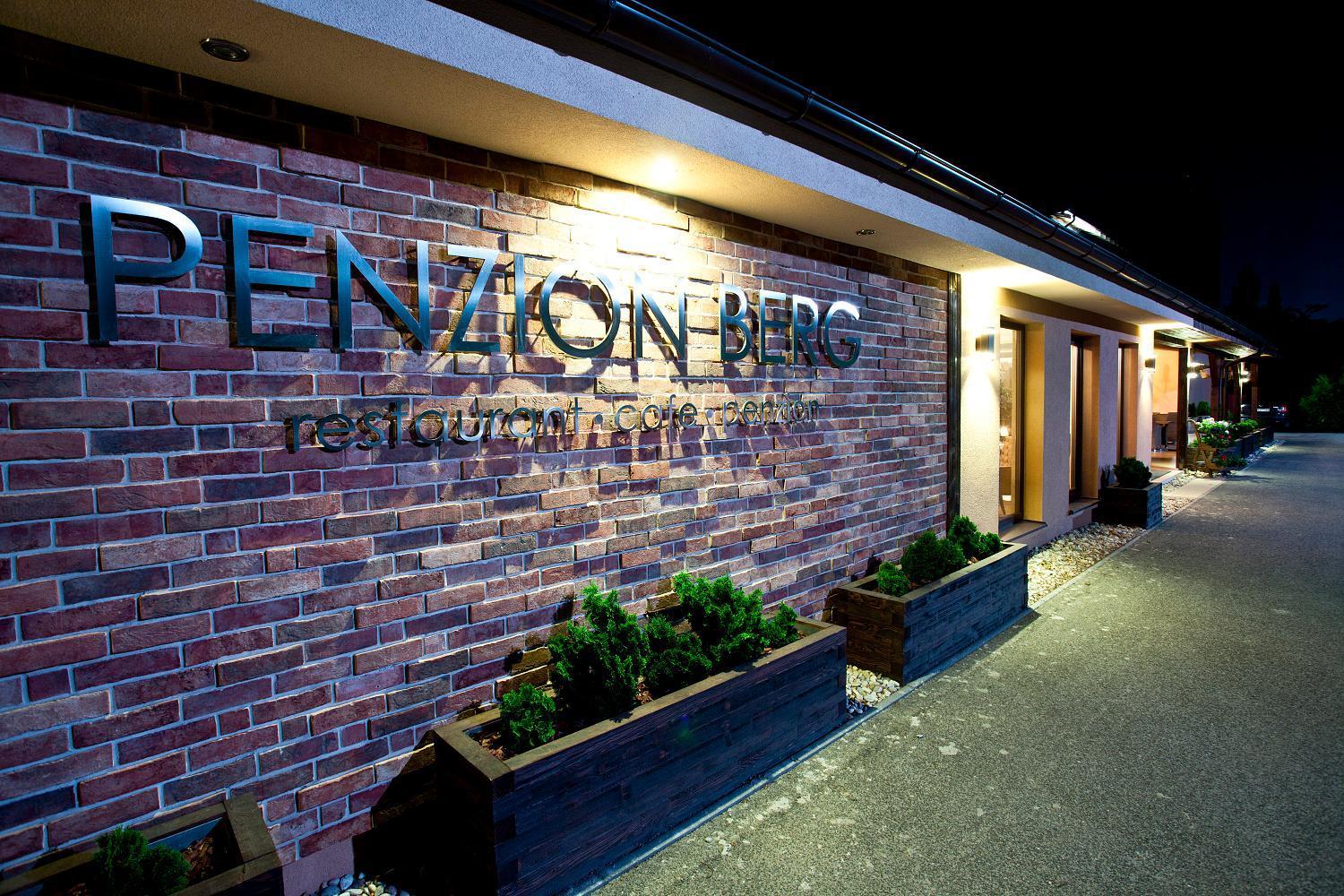 Penzion Berg ブラチスラヴァ エクステリア 写真