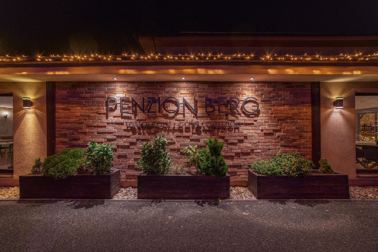 Penzion Berg ブラチスラヴァ エクステリア 写真